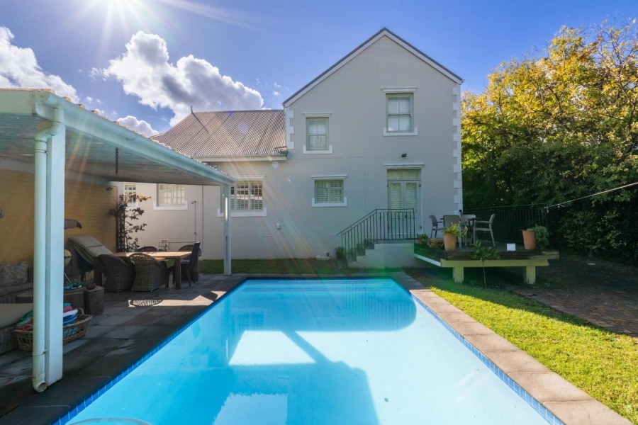 To Let 4 Bedroom Property for Rent in Franschhoek Western Cape